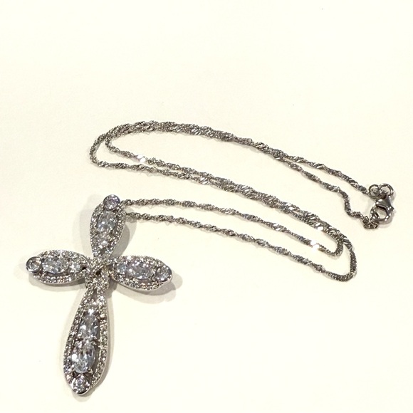 FZN Sterling Silver 925 CZ Stones Sparkly Cross Pendant Necklace Religious - Picture 8 of 12